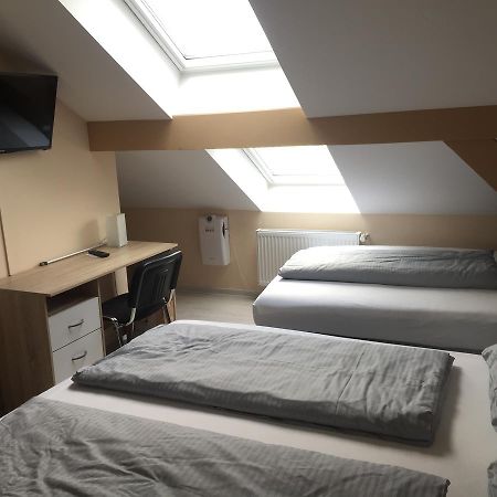 Hotel Amy Regensburg Bagian luar foto