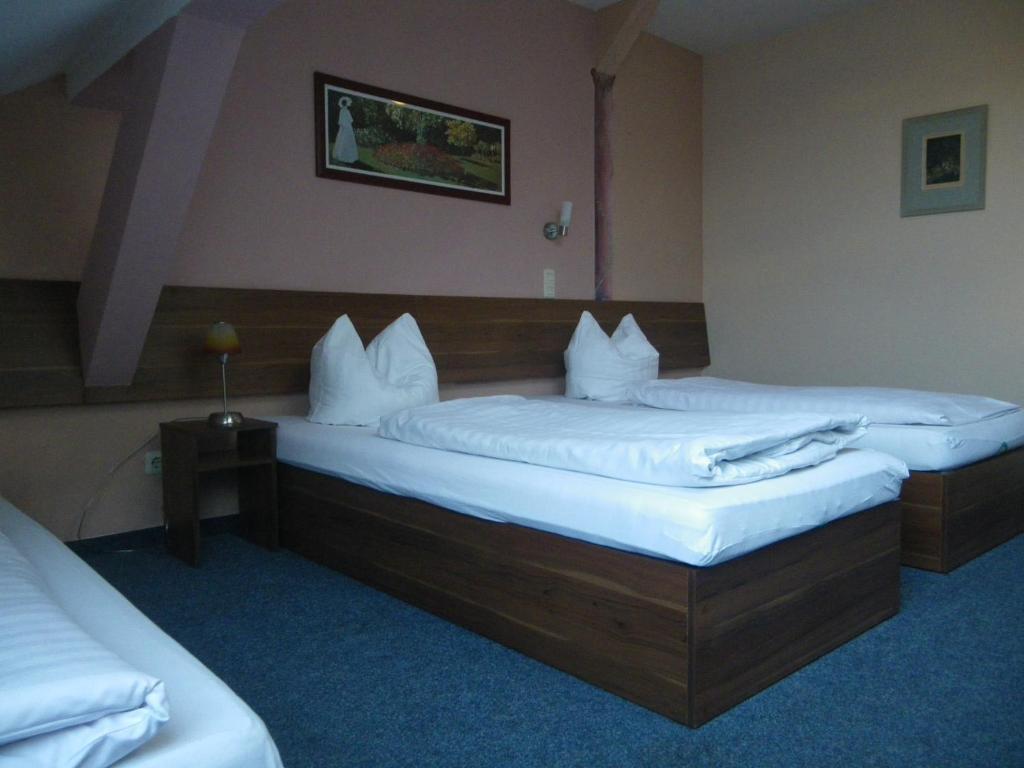 Hotel Amy Regensburg Bagian luar foto