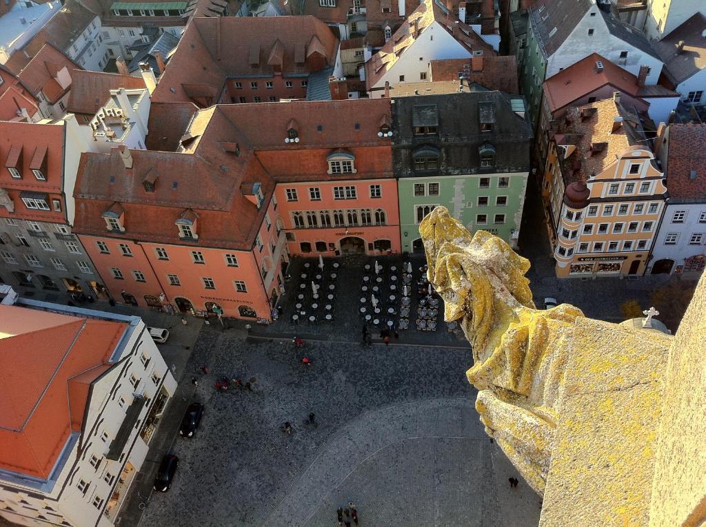 Hotel Amy Regensburg Bagian luar foto