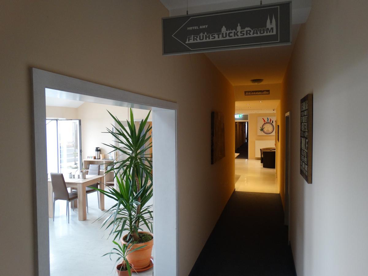 Hotel Amy Regensburg Bagian luar foto