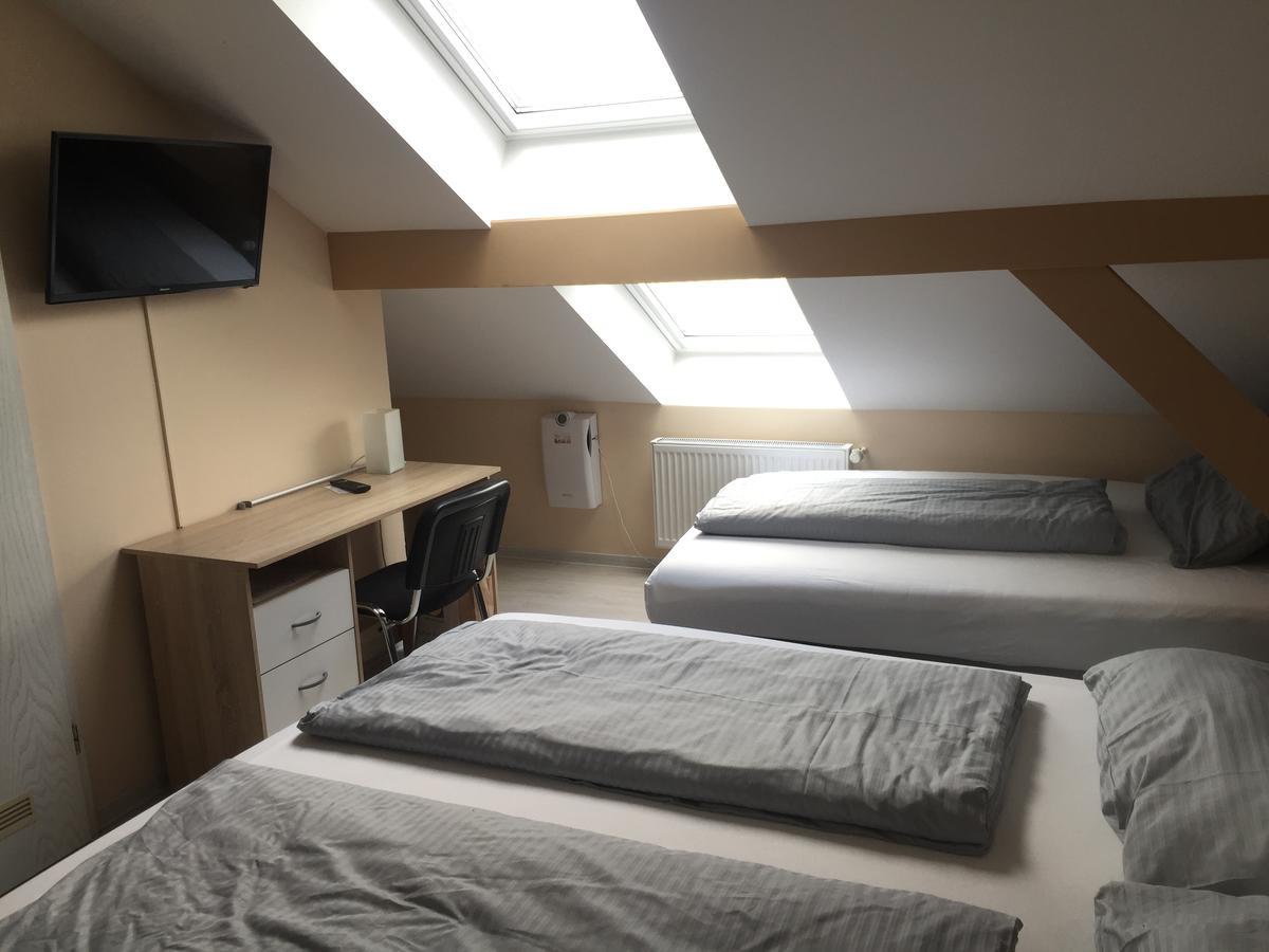 Hotel Amy Regensburg Bagian luar foto